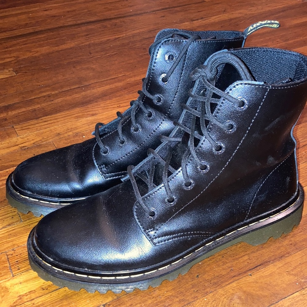 Dr. Martens boots (women’s size 10)